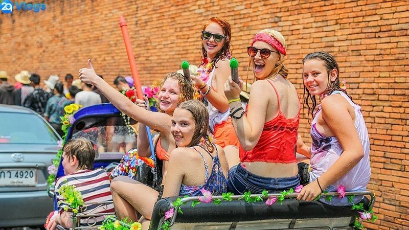 Lễ Hội Songkran 2025: Thái Lan Đón Du Khách Kỷ Lục 5 le-hoi-songkran-2