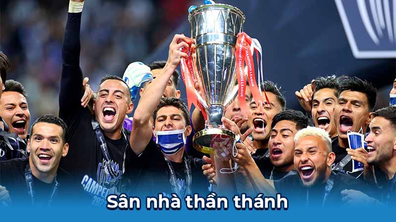 Sân nhà thần thánh