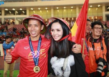 Tiểu Thư Hà Thành Giản Dị Về Quê Chồng Cầu Thủ, Xắn Tay Làm Cỗ Vèo Vèo 1 tieu-thu-ha-thanh